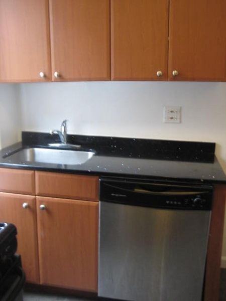 503 Seminary Row - Photo 3 of 3