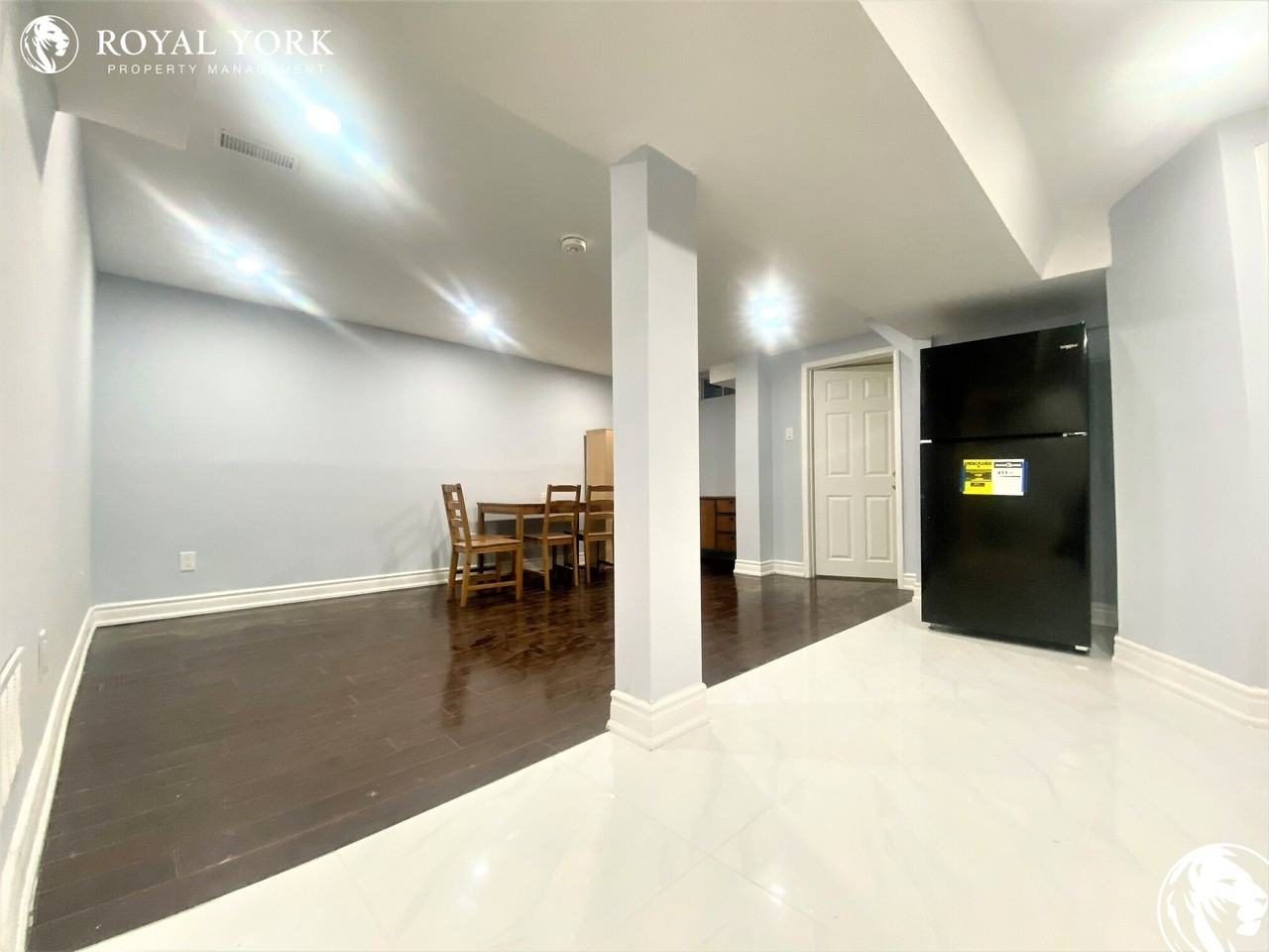 1098 Rambleberry Ave #2 - Photo 3 of 19