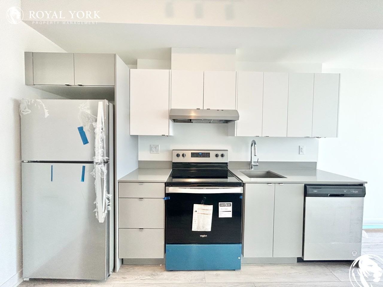 4880 Valera Rd - Photo 3 of 33