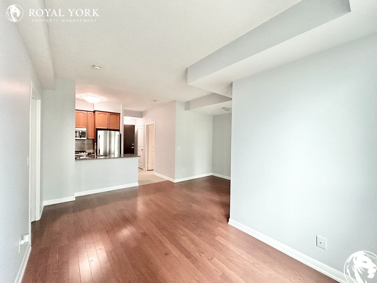 215 Sherway Gardens Rd #211