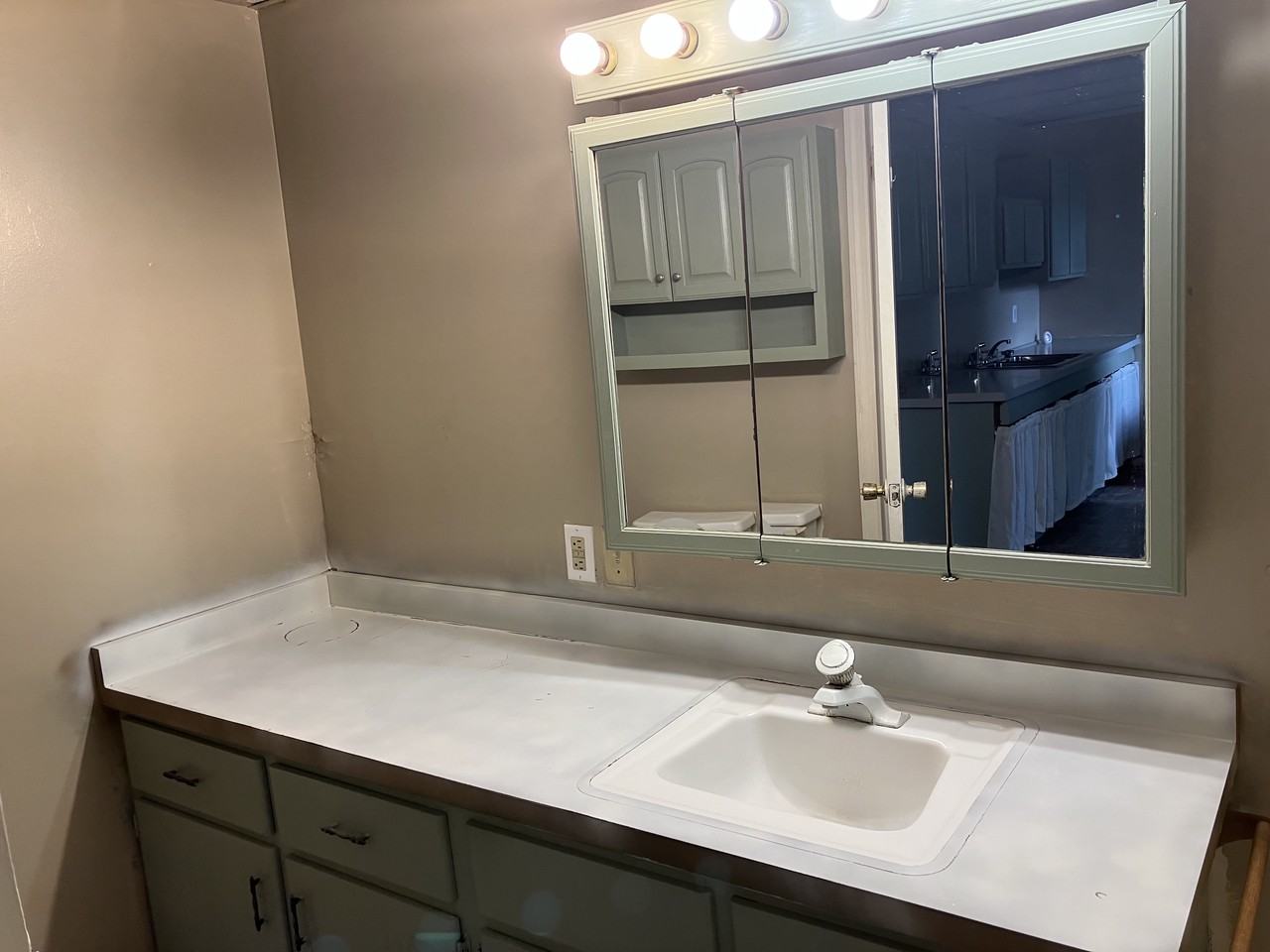 769 Bedford Street - Photo 3 of 14