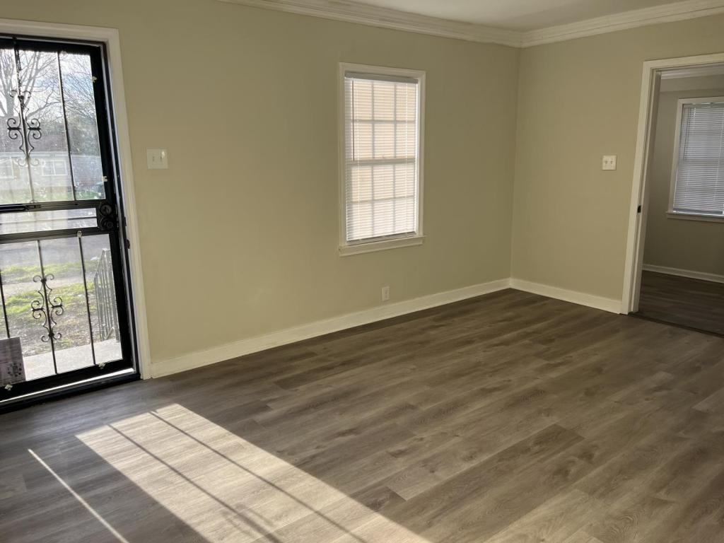 1896 S Lauderdale St - Photo 2 of 12