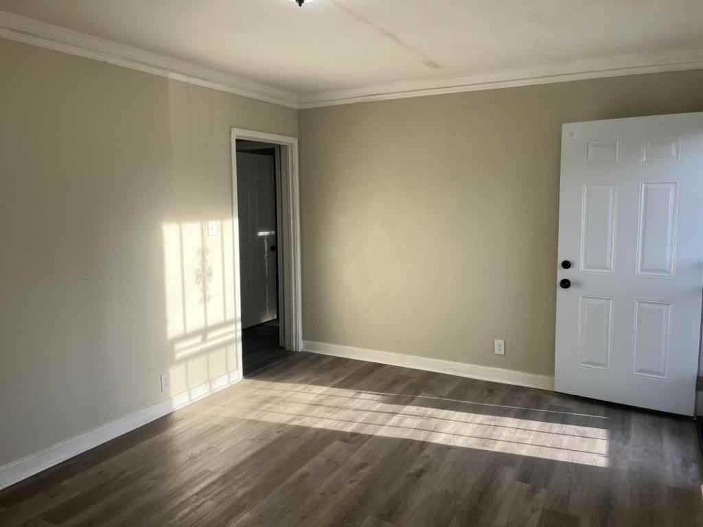 1896 S Lauderdale St - Photo 4 of 12