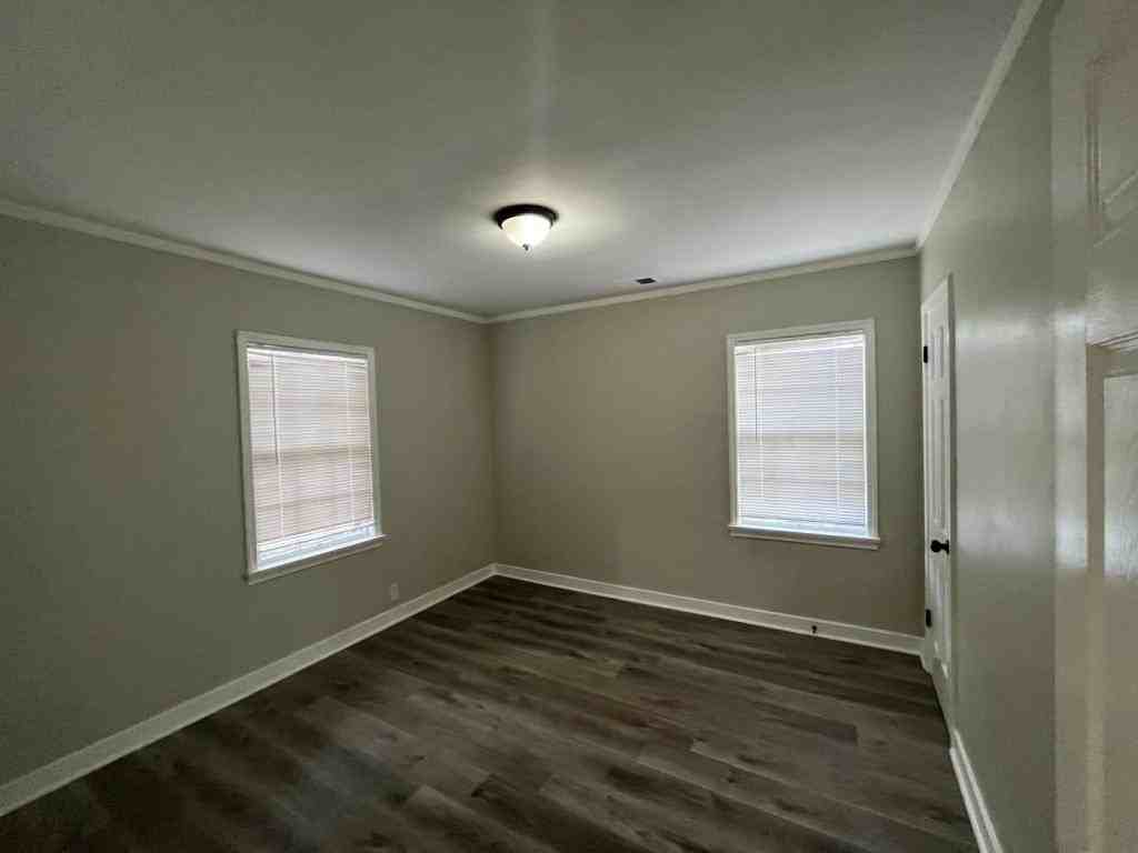 1896 S Lauderdale St - Photo 7 of 12