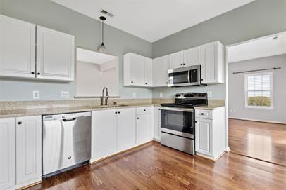1488 Berkshire Dr - Photo 2 of 50