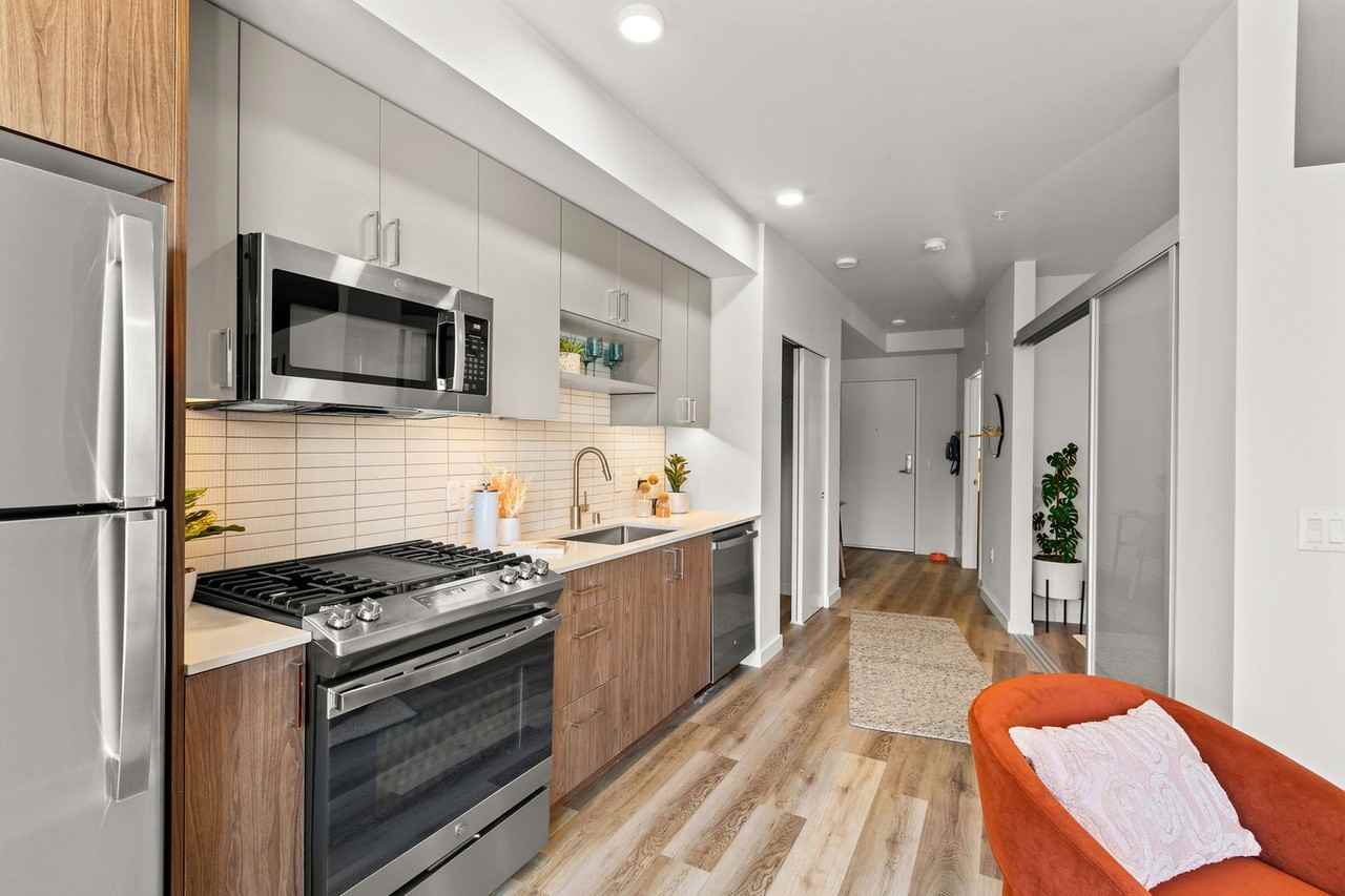 Modera Overlake - Photo 4 of 50