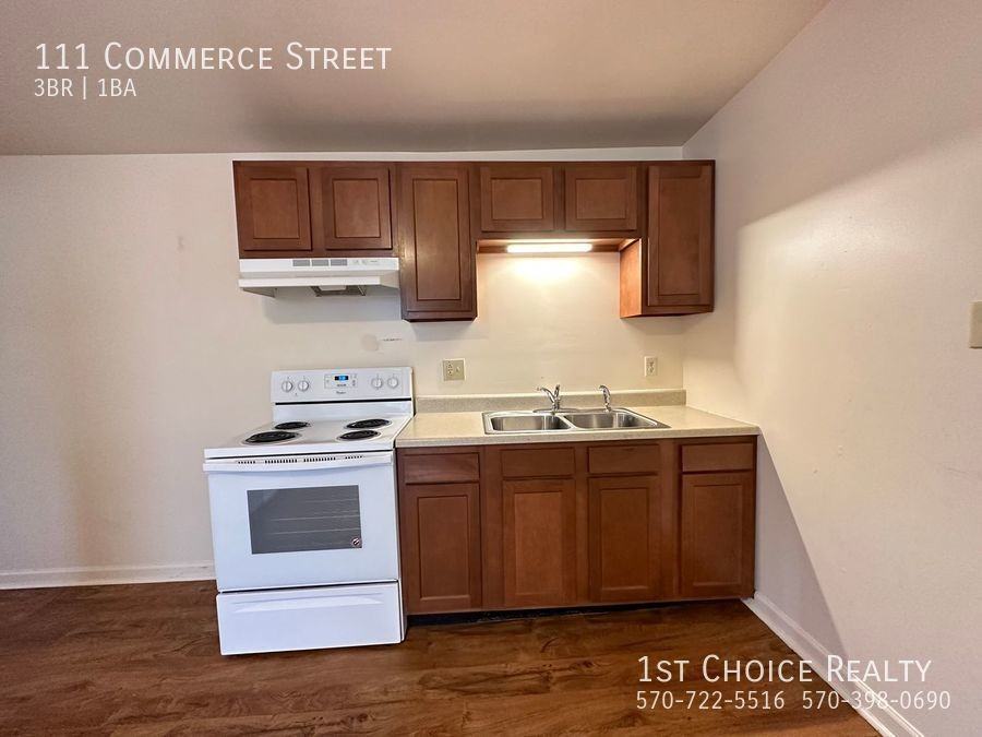 111 Commerce St - Photo 5 of 19