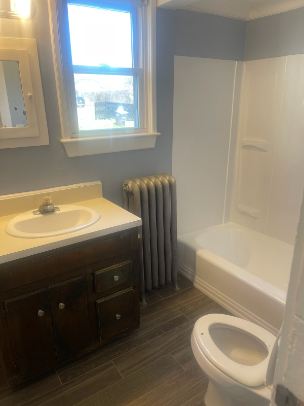 663 Stamp Dr - Photo 3 of 8