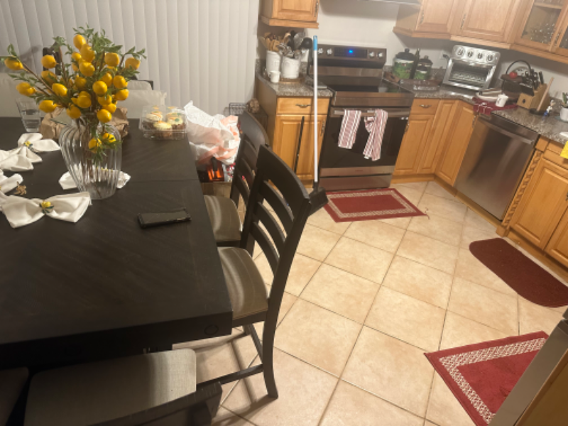 6 Floyd Rd N - Photo 3 of 14