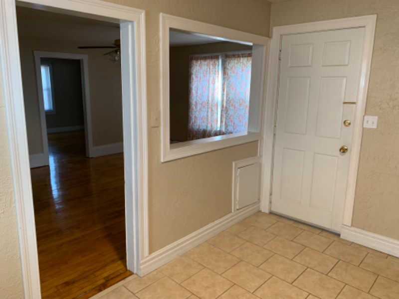 609 Cambridge St - Photo 6 of 21