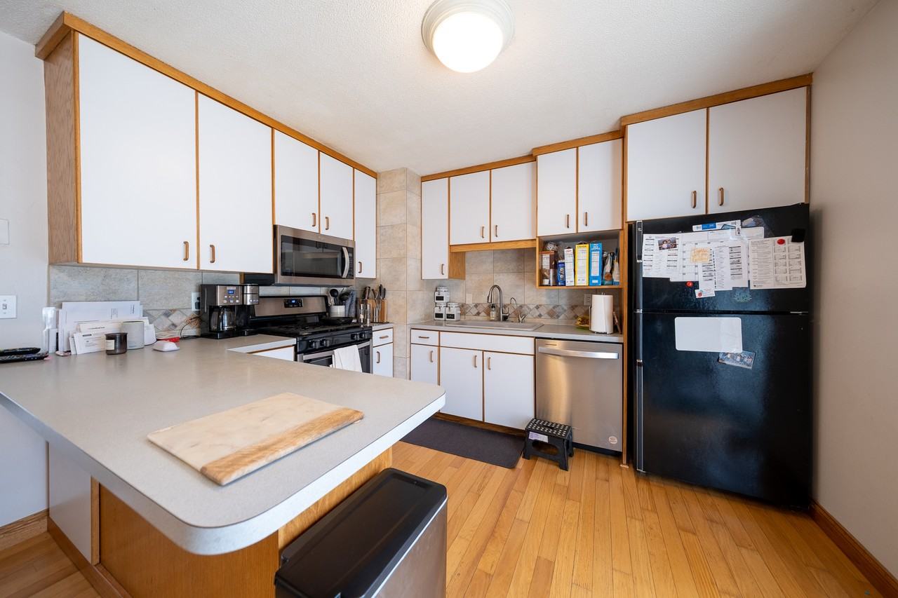 5900 Ridgewood Rd #1 - Photo 5 of 32