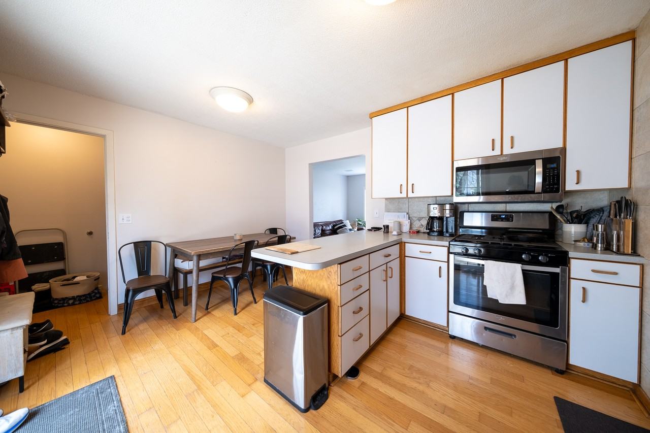 5900 Ridgewood Rd #1 - Photo 6 of 32