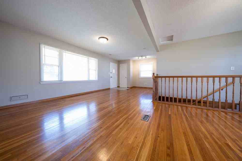 9140 2nd Ave S - Photo 3 of 30