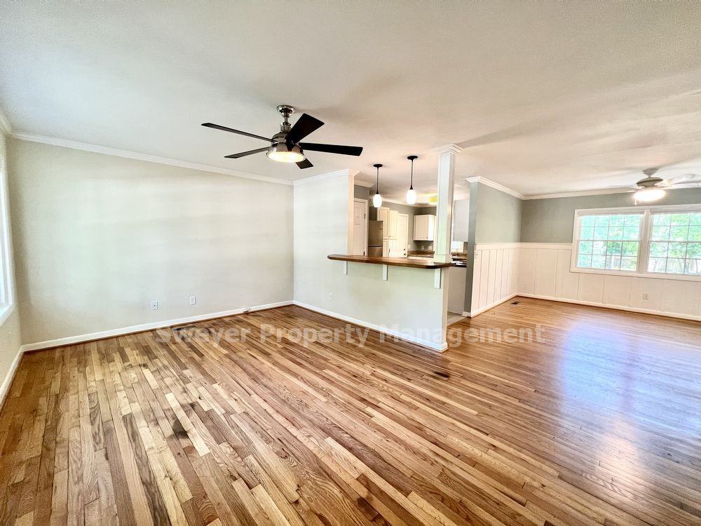 339 Green Meadows Dr - Photo 2 of 22