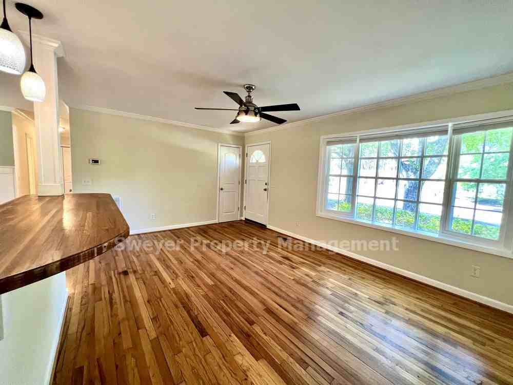 339 Green Meadows Dr - Photo 3 of 22