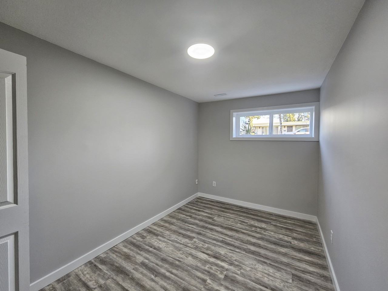 32325 Seal Way - Photo 3 of 12