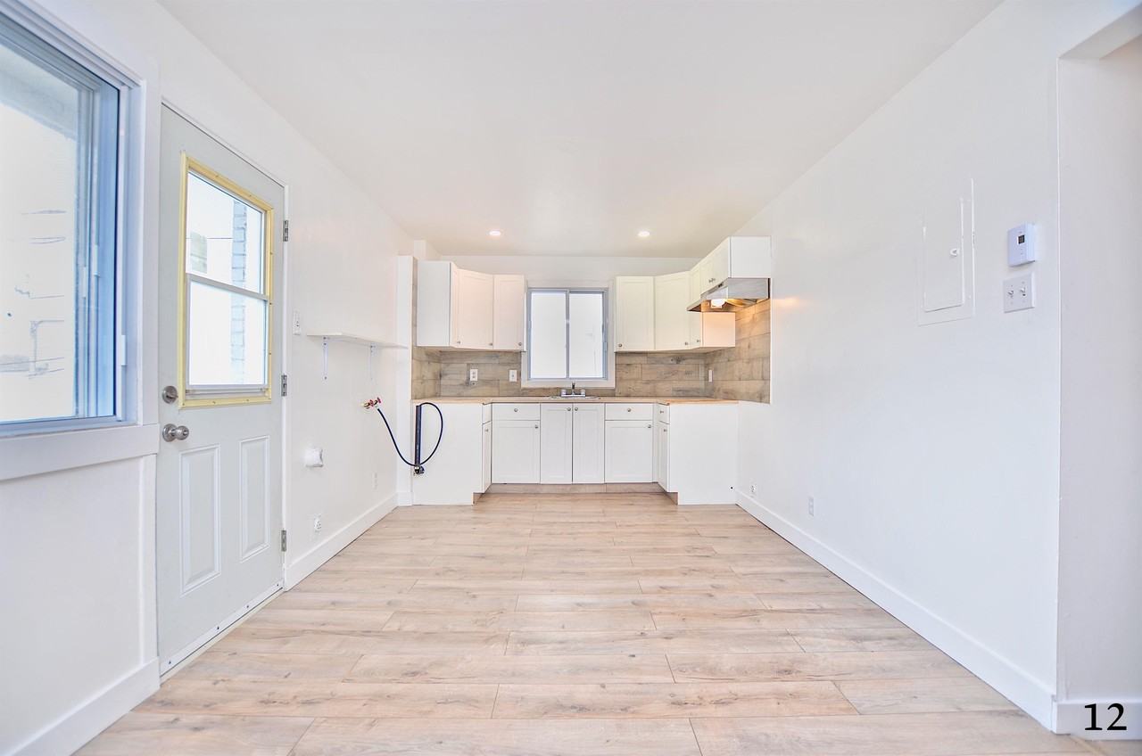 14441 Rue Montmartre #4 - Photo 3 of 10