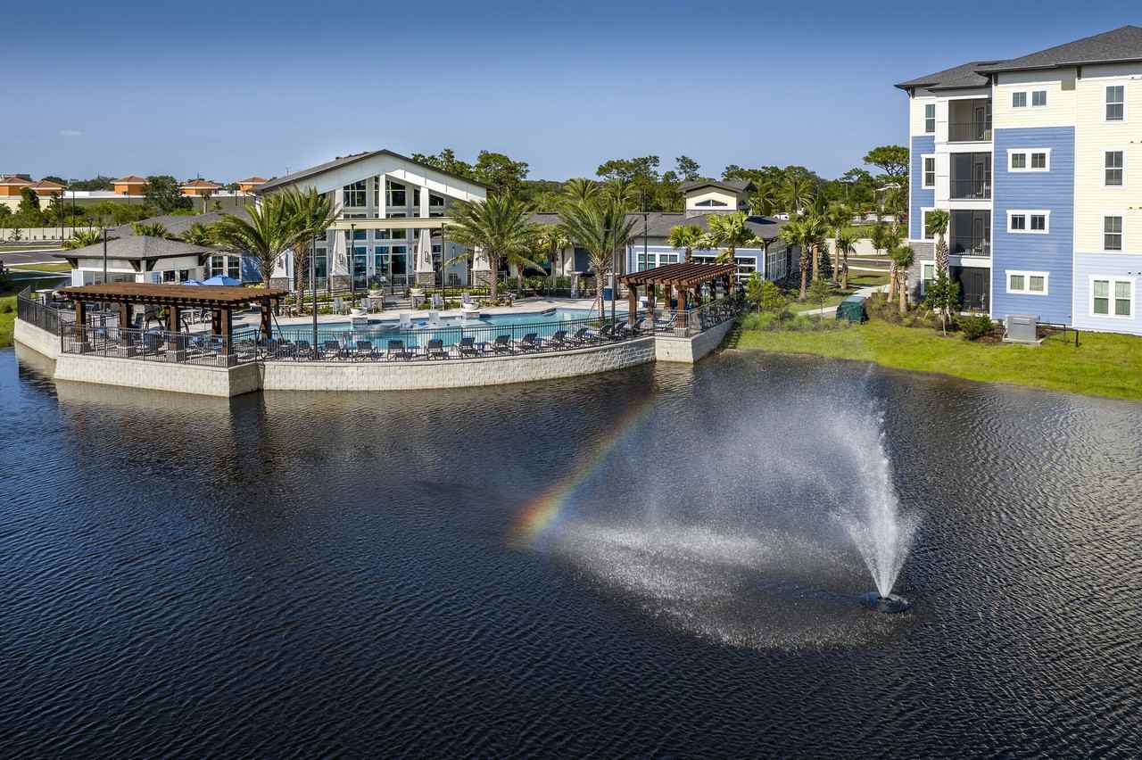 Addison Pointe - Photo 5 of 23