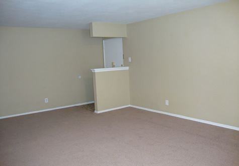 315 Sigsbee Ave - Photo 3 of 8