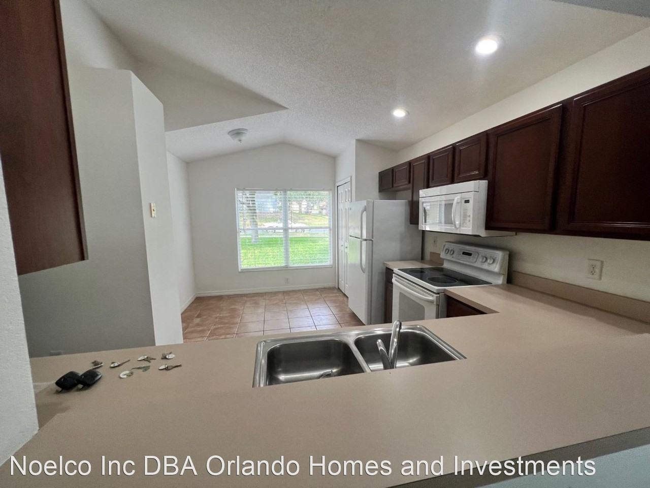 13248 Woodsedge Way - Photo 2 of 8