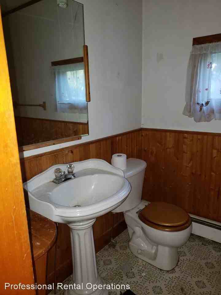 3 School St - Photo 3 of 8