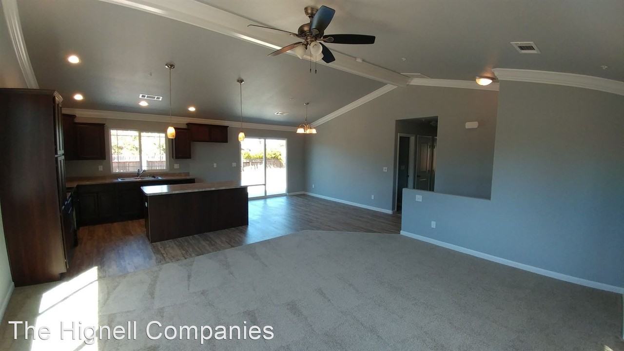 920 August Way - Photo 2 of 11