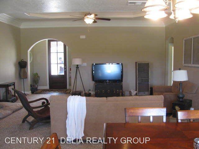 550 Hickory Ridge Rd - Photo 2 of 10