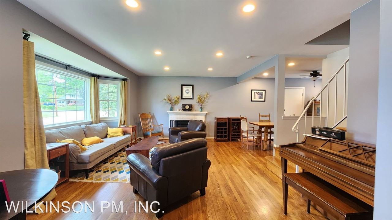 2403 Londonderry Rd - Photo 2 of 22