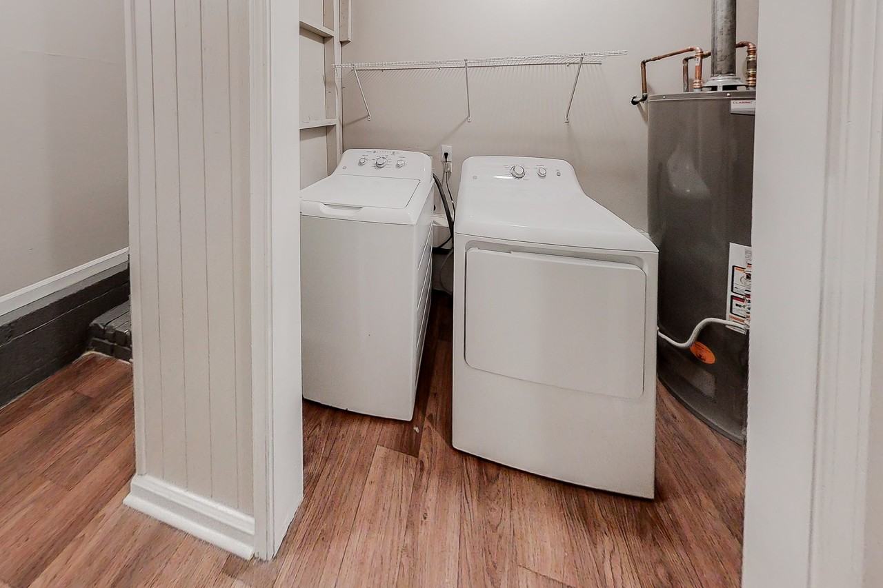 Randalwood Ct - Photo 6 of 10