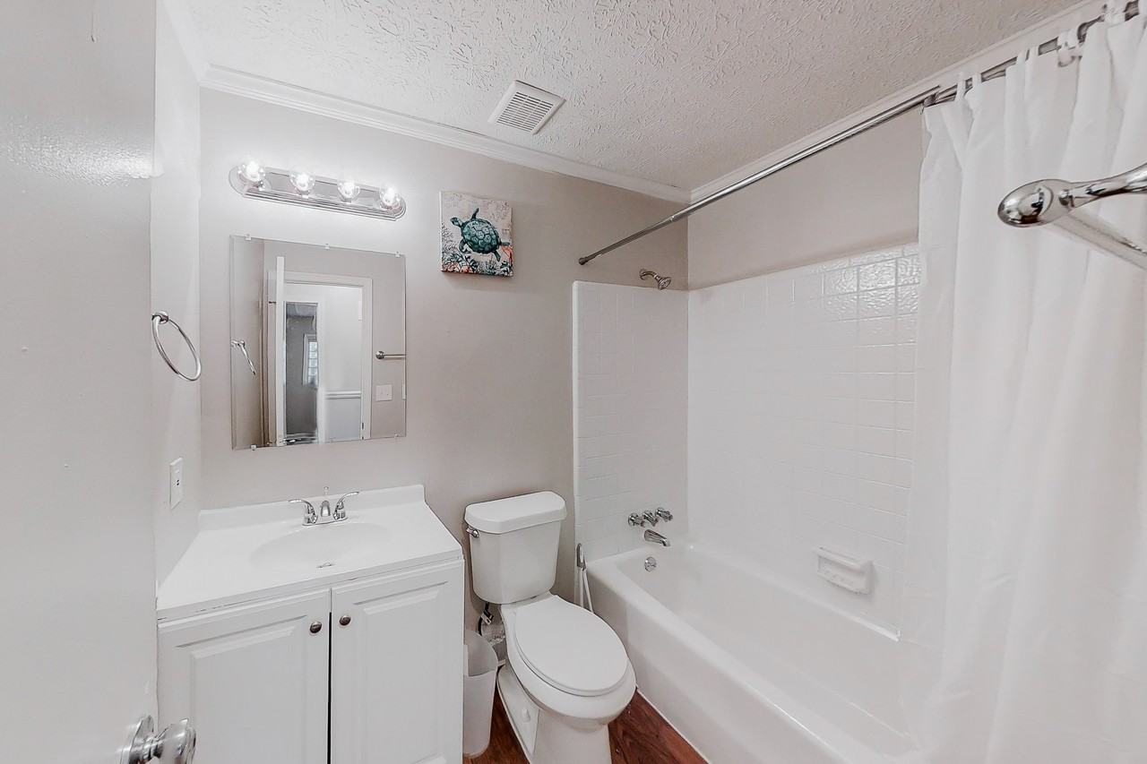 Randalwood Ct - Photo 7 of 10