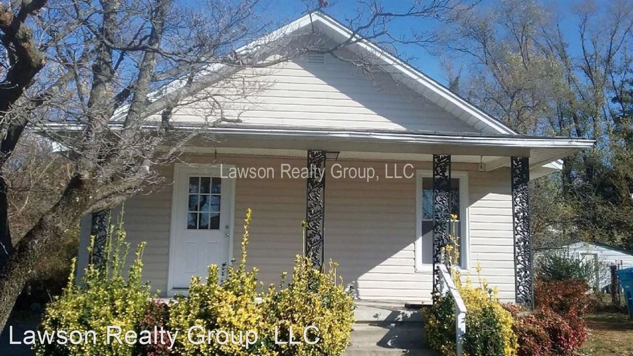 1524 Riverside Ter Se - Photo 2 of 14