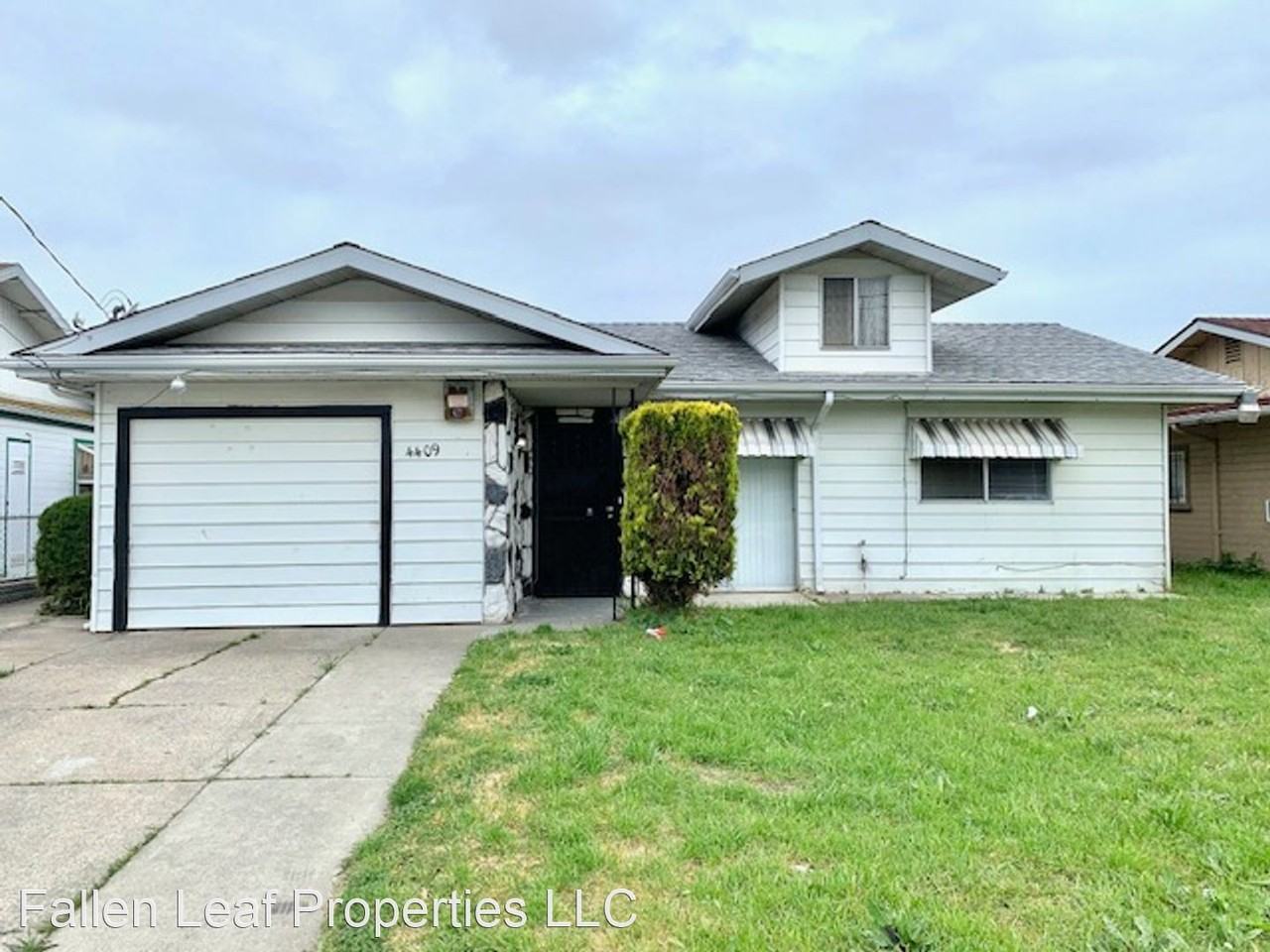 4409 Jenkins Way - Photo 2 of 19