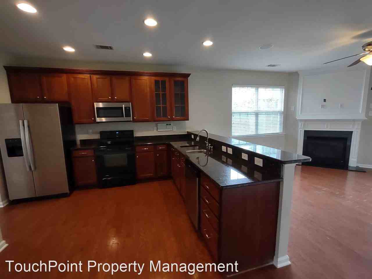 3323 Streamside Dr - Photo 2 of 27