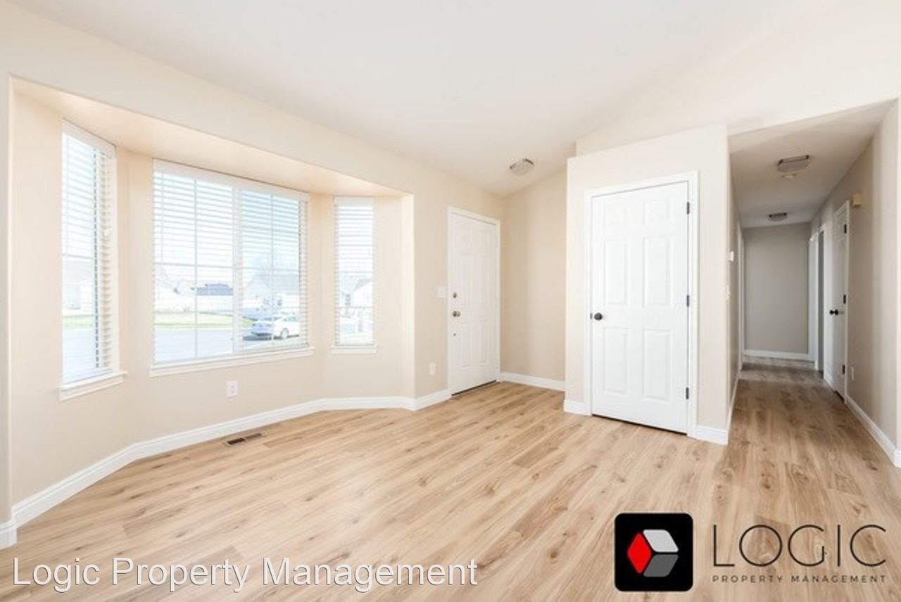 4865 W Mountain Park Cir - Photo 3 of 19