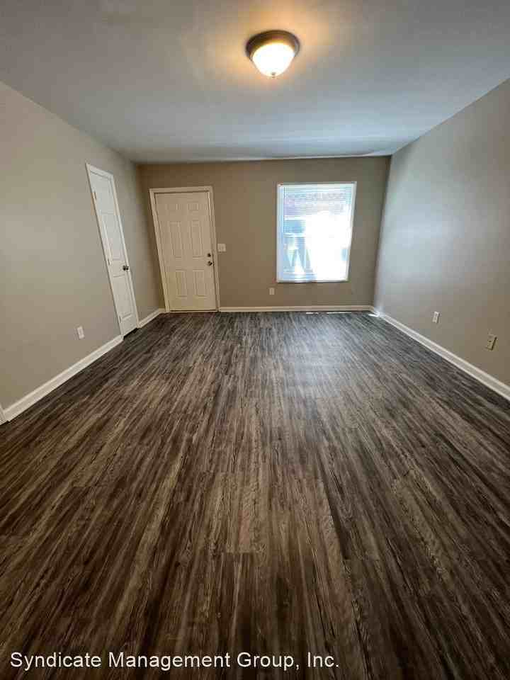 4404 Highway 74 E - Photo 3 of 15