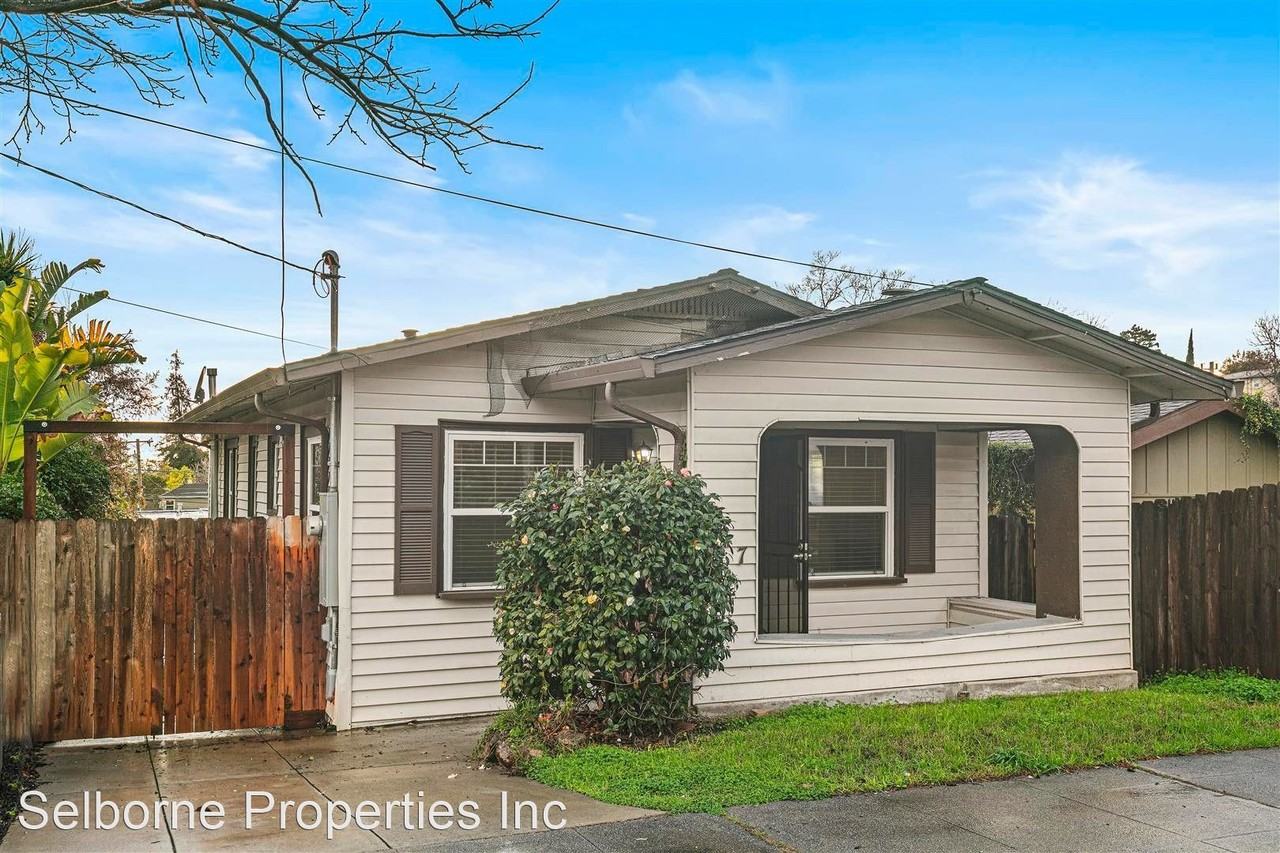 5317 Normandie Ave - Photo 2 of 41