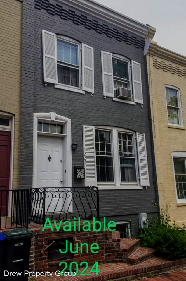 1223 33rd St NW - Photo 3 of 35