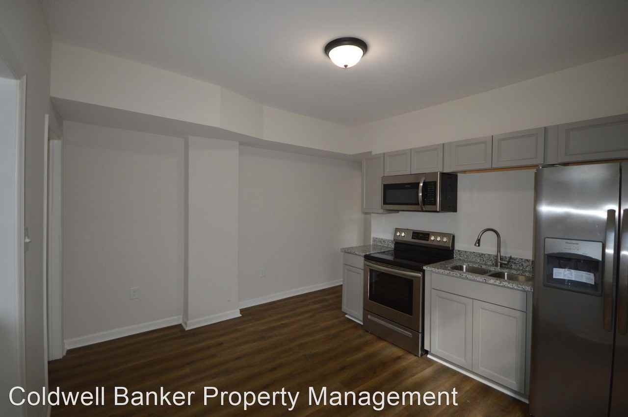 726 N Queen St - Photo 2 of 13