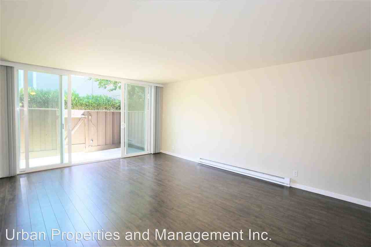 1587 Oxford Street - Photo 3 of 12