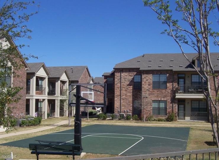 The Top 11 Apartments With Basketball Courts in Houston - Lighthouse