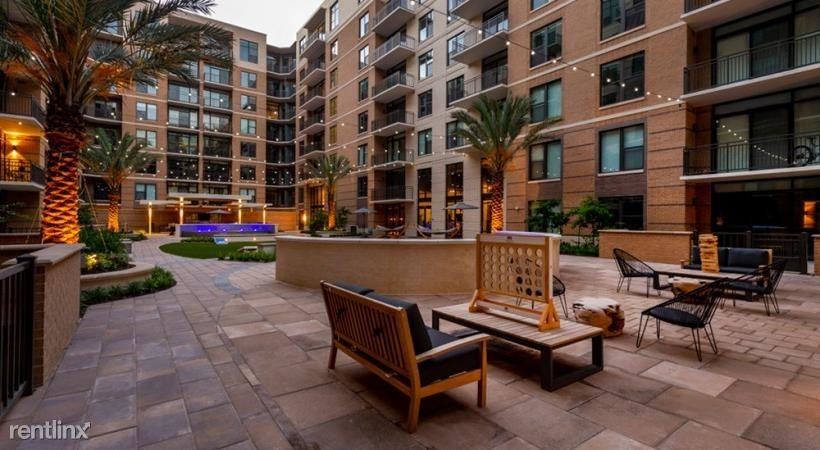 12000 Barryknoll Ln - Photo 2 of 41