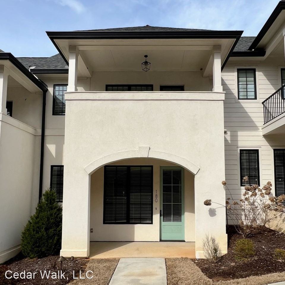 Pet Friendly Apartments for Rent in Carrollton, GA Photos & Pricing