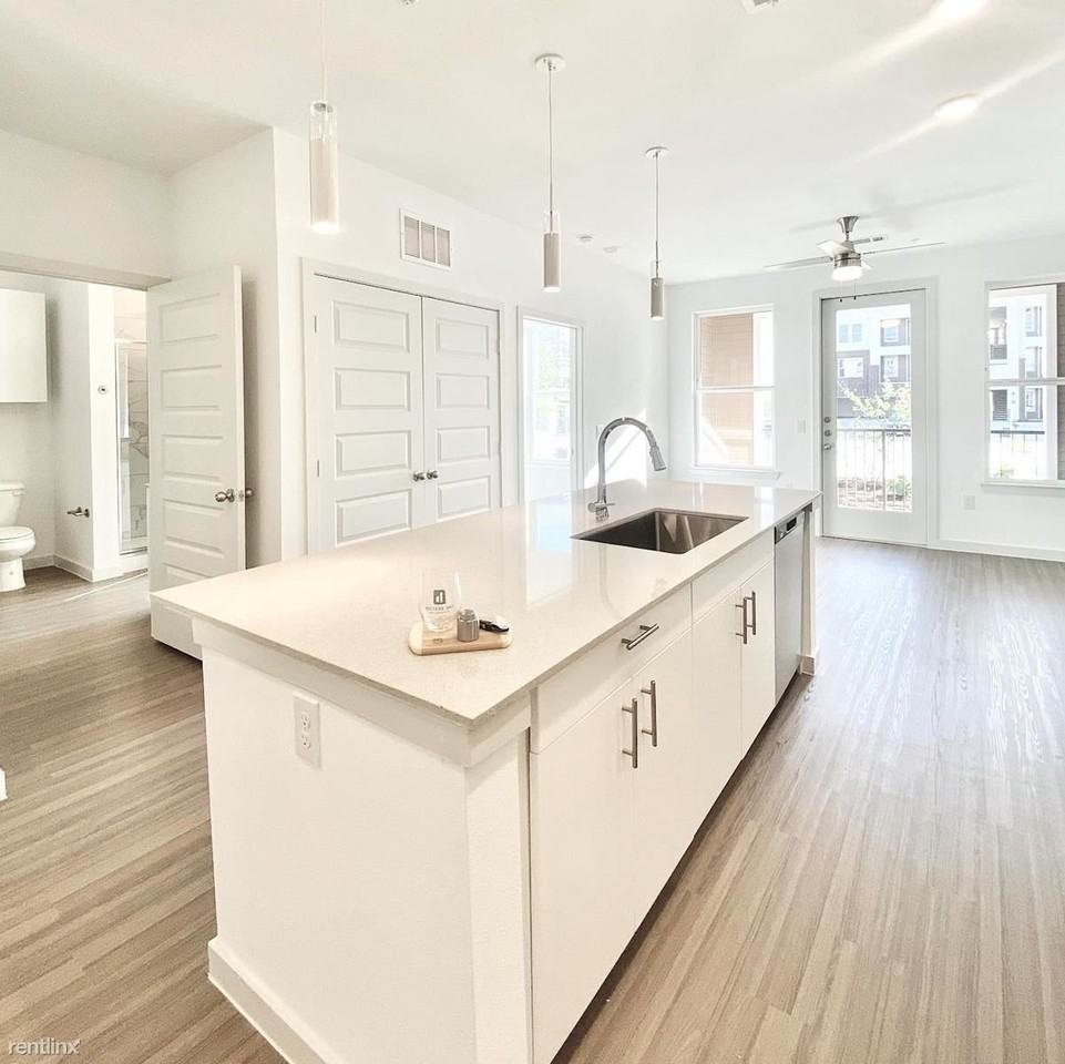 1300 Rauscher RD - Photo 3 of 13