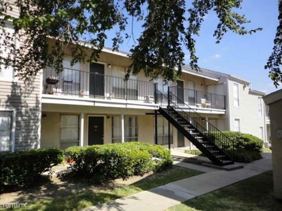 3203 W Walnut Hill Ln - Photo 3 of 13