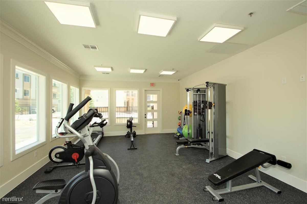 1202 W Whitestone Blvd - Photo 3 of 20