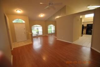 12106 Shady Forest Dr - Photo 3 of 13