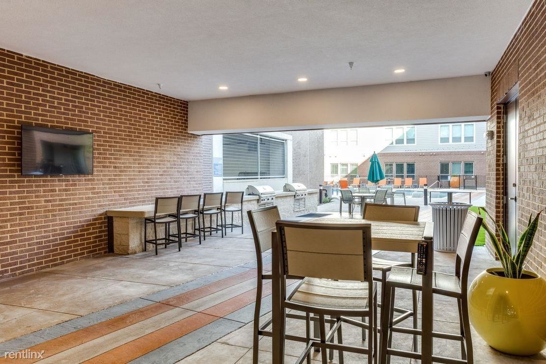 910 Quest Pkwy - Photo 3 of 28