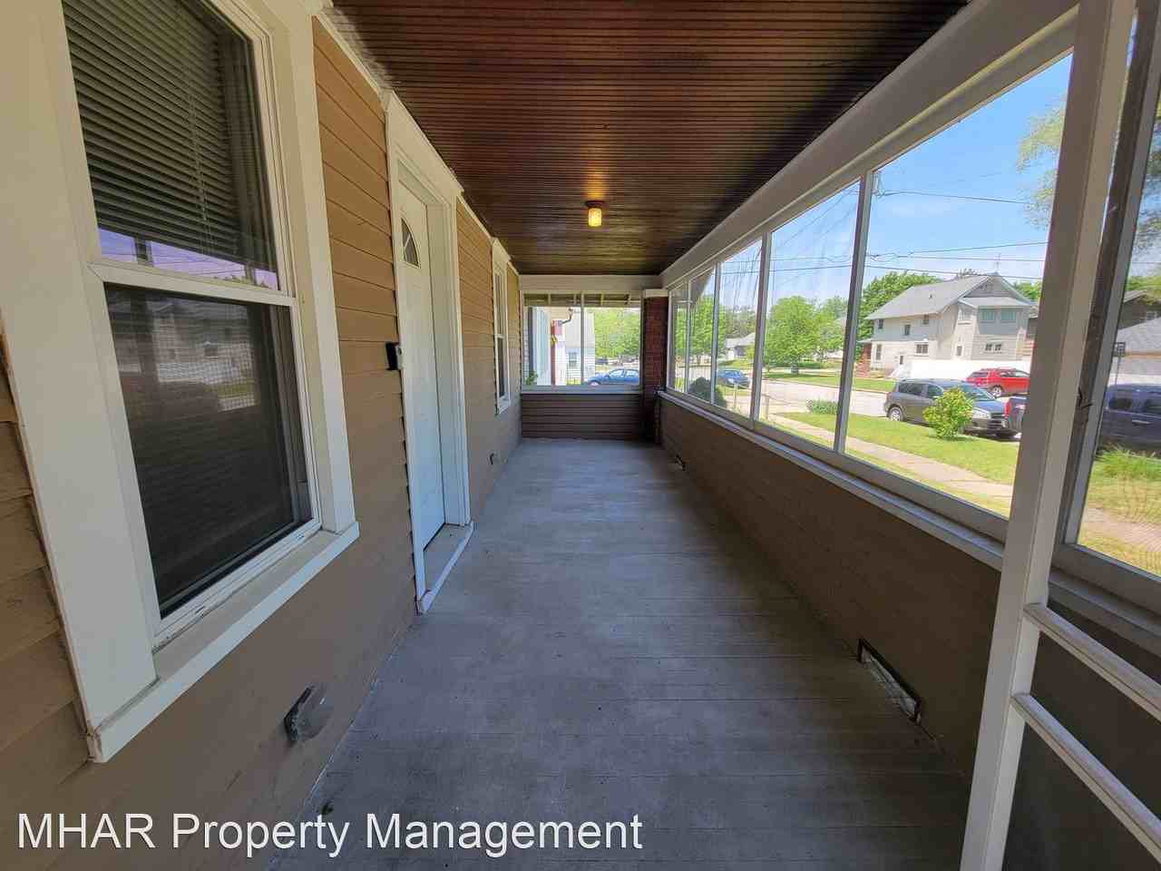 416 Saint Vincent St - Photo 3 of 32