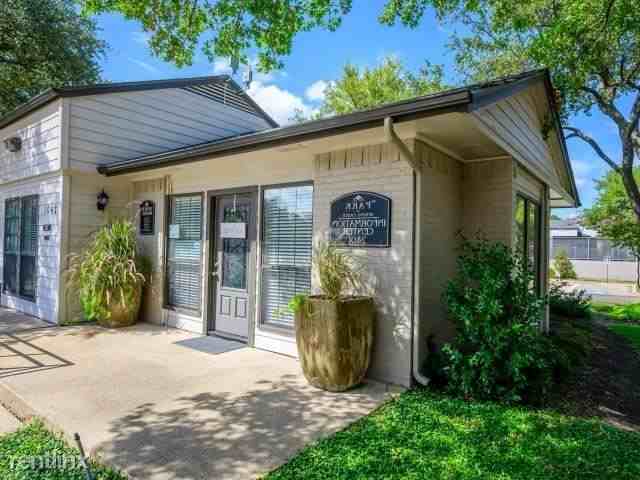 2401 W Spring Creek Pkwy - Photo 2 of 24