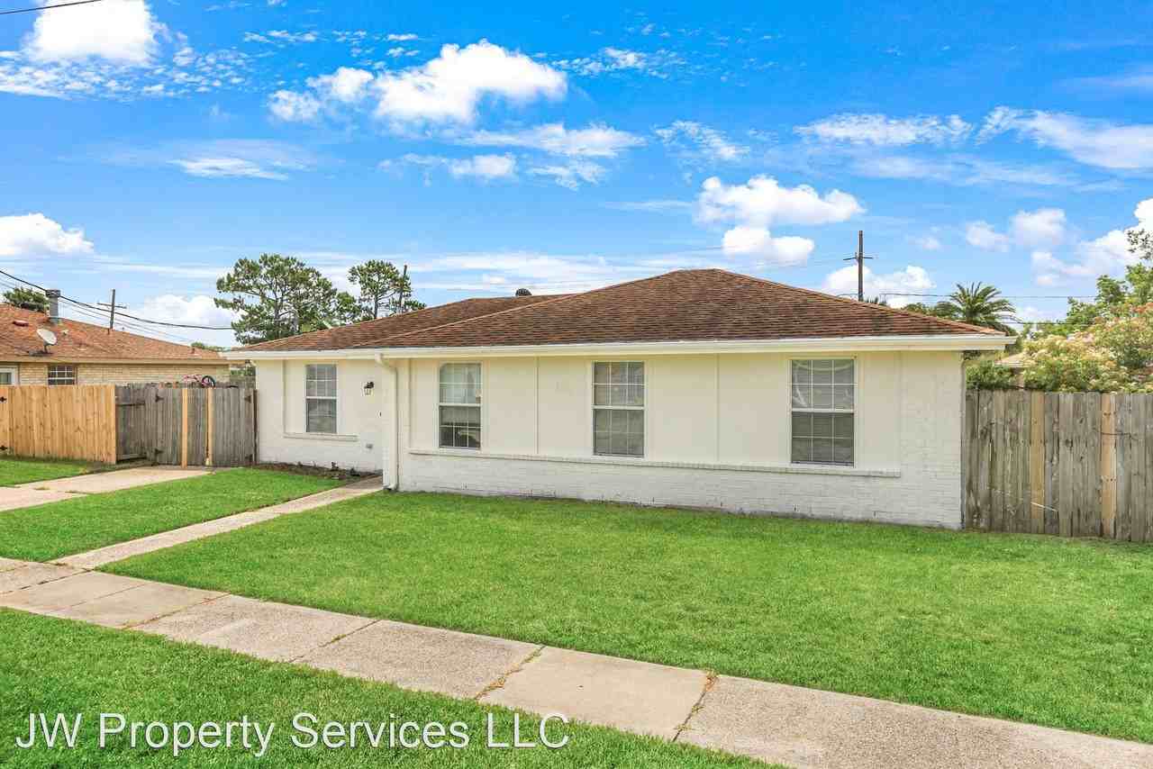 3013 Tara Dr - Photo 2 of 12